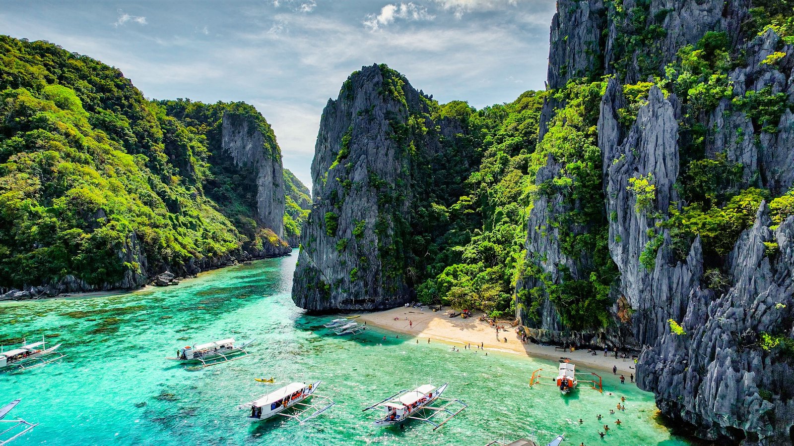 filipina travel